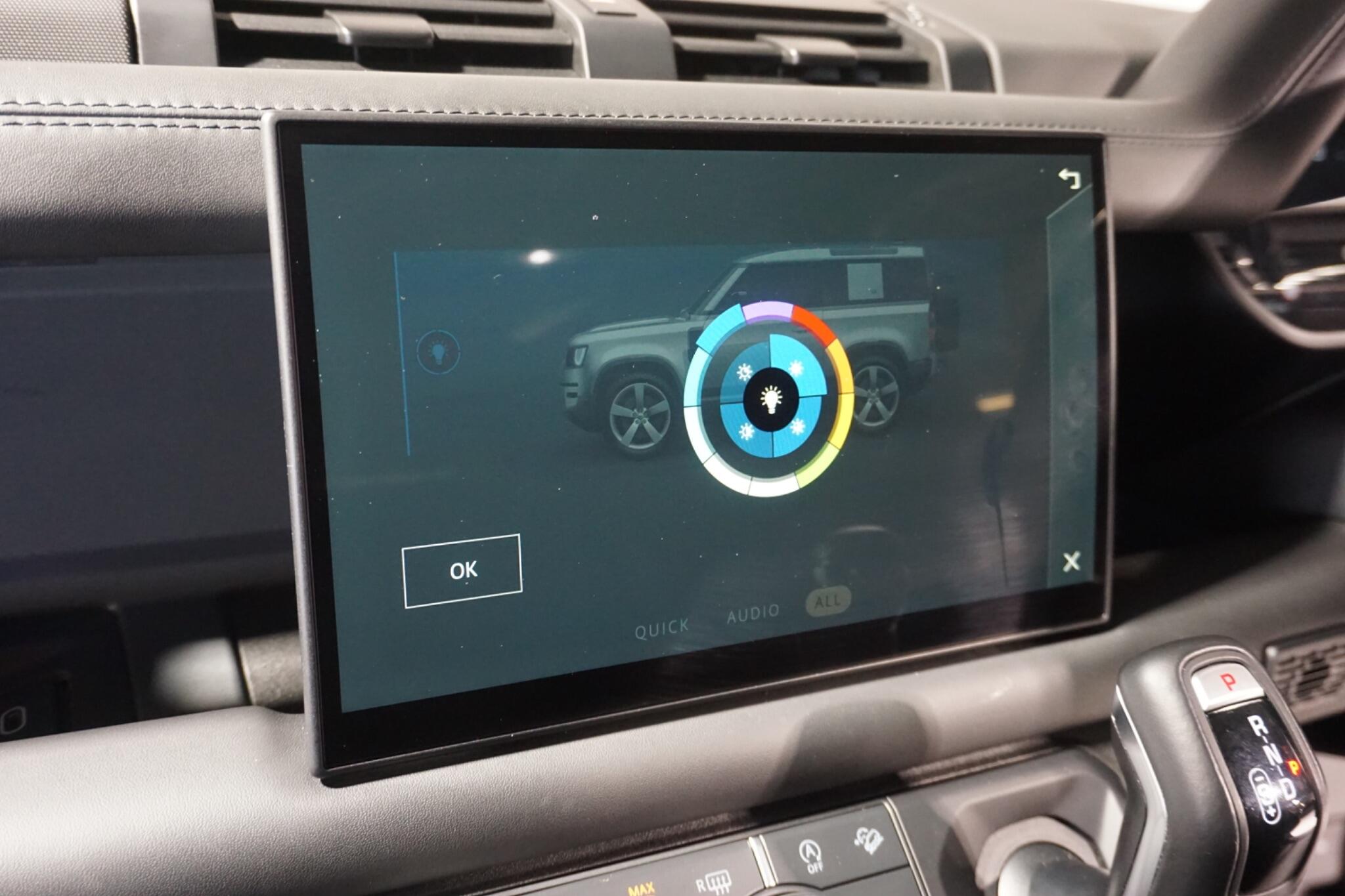 Land Rover Defender 90 3.0 D250 MHEV X-Dynamic HSE SUV 3dr Diesel Auto 4WD Euro 6 (s/s) (250 ps)